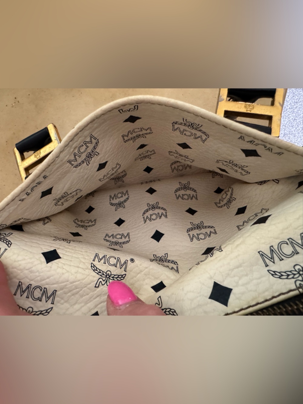 MCM VINTAGE VISETOS BOSTON CROSSBODY SATCHEL MONOGRAM P9381 W/CROSSBODY STRAP - Picture 14 of 17